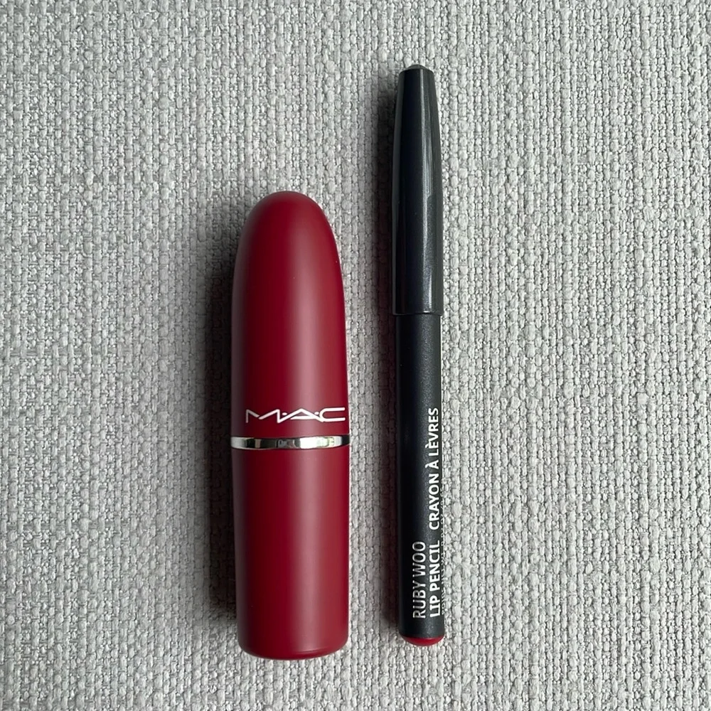 MAC Retro Matte Lipstick - 707 Ruby woo & mini lip liner set